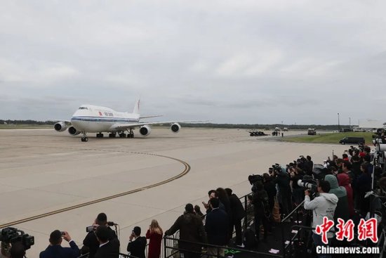 习近平抵达美国首都华盛顿(高清大图+现场视频)